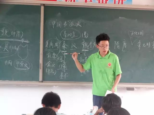 暑假趣事生活作文300字_小朋友的暑假生活趣事_暑假生活趣事的作文